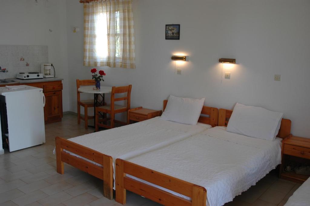 Albatross Aparthotel Marathókampos Cameră foto