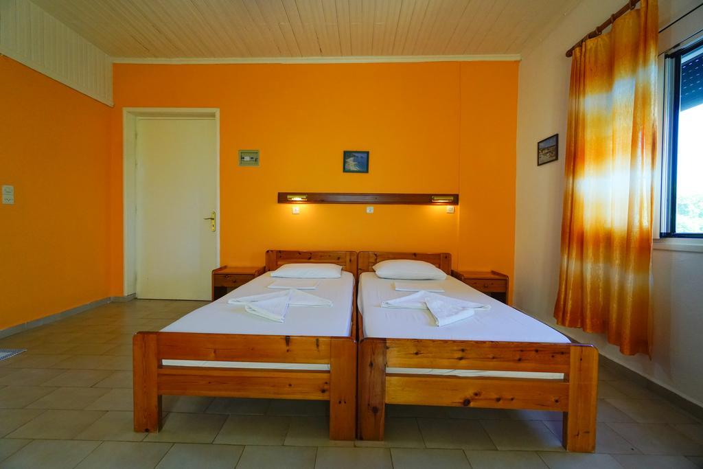 Albatross Aparthotel Marathókampos Exterior foto